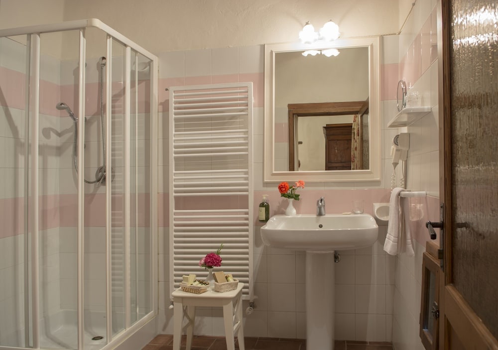 Basic Double Room - Photo 3