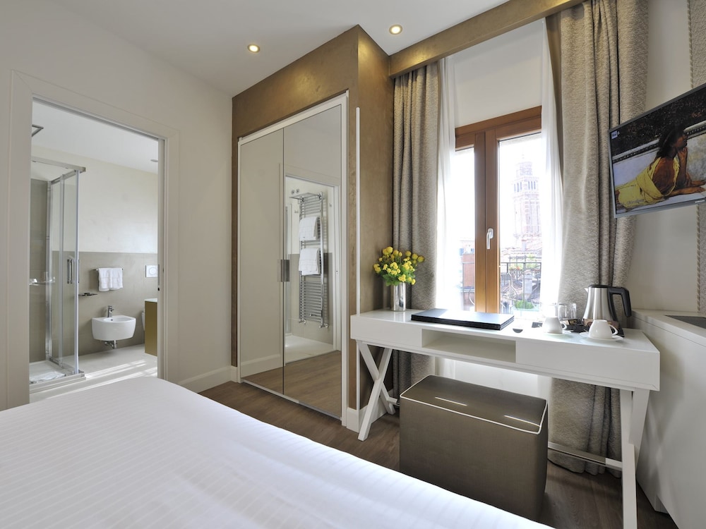 Available room