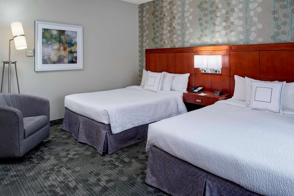 Room, 2 Queen Beds, Accessible photo 2