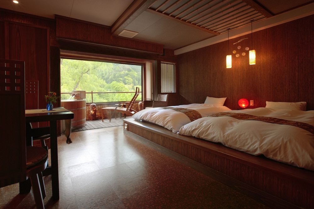 Japanese Style Twin Room with Hot Spring Bath, Non Smoking - 316 photo 1