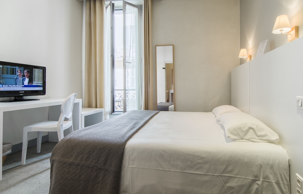 Standard Double Room - Photo 4