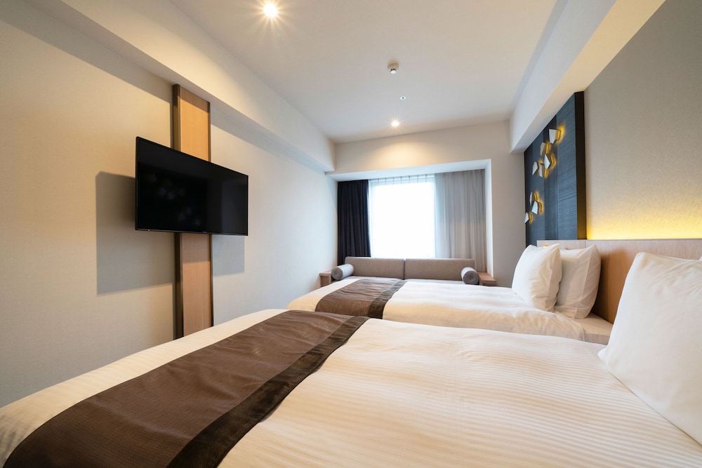 Superior Twin Room, Non Smoking (2 semi-double beds) - Photo 2