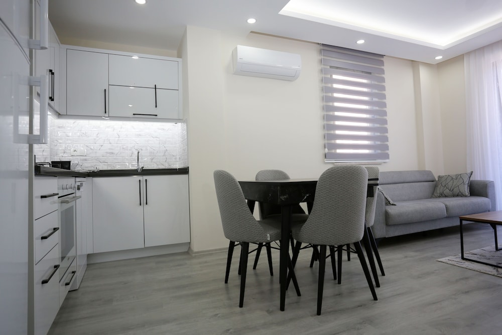 Family Apartment, 2 Bedrooms photo 2