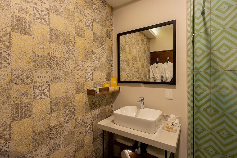Executive Room photo 2