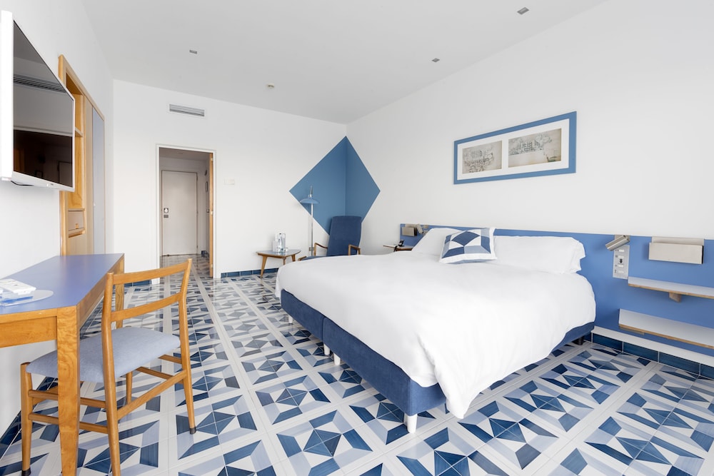 Deluxe Double Room, Sea View, Sea Facing