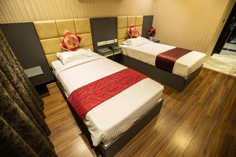 Deluxe Room - Photo 2