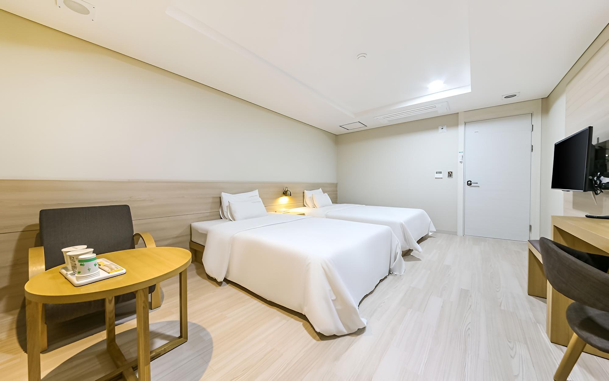 Room (Business Twin) photo 3