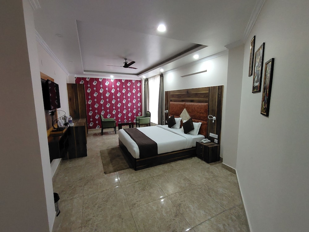 Economy Room - Photo 4