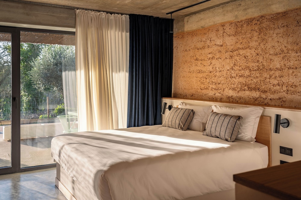 Deluxe Double Room, Multiple Bedrooms photo 1