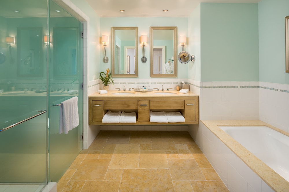 Ocean View Suite - Photo 5