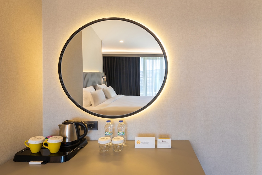 Deluxe Suit King River View Room - Photo 6