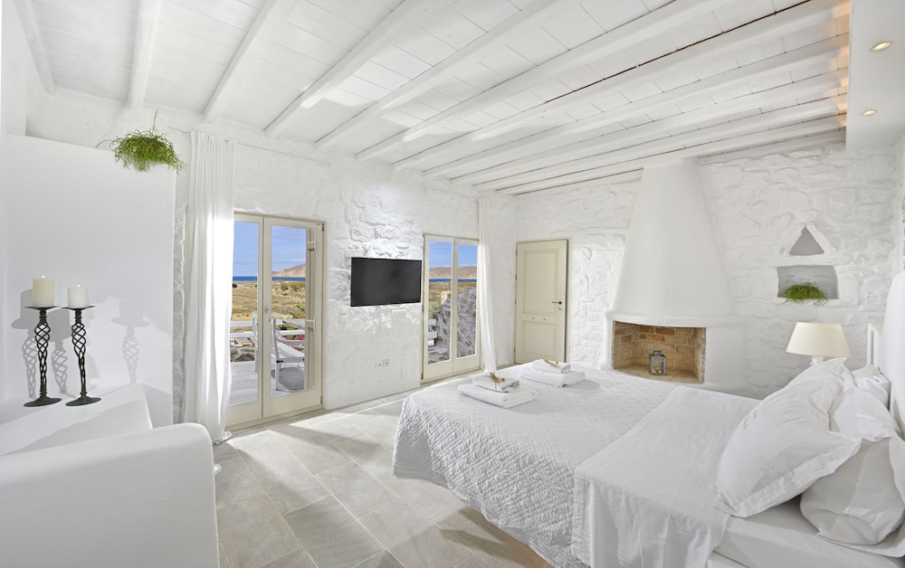 Golden Suite with Sea View