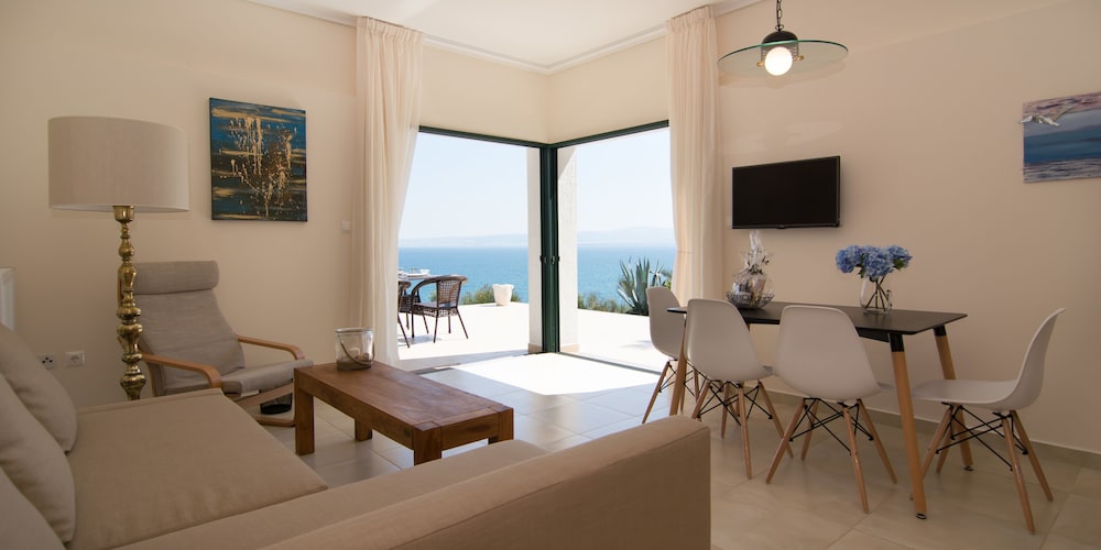 Luxury Bungalow, 2 Bedrooms, Fireplace (Starfish) photo 1