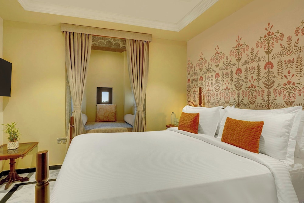 Suite, 2 Double Beds photo 2