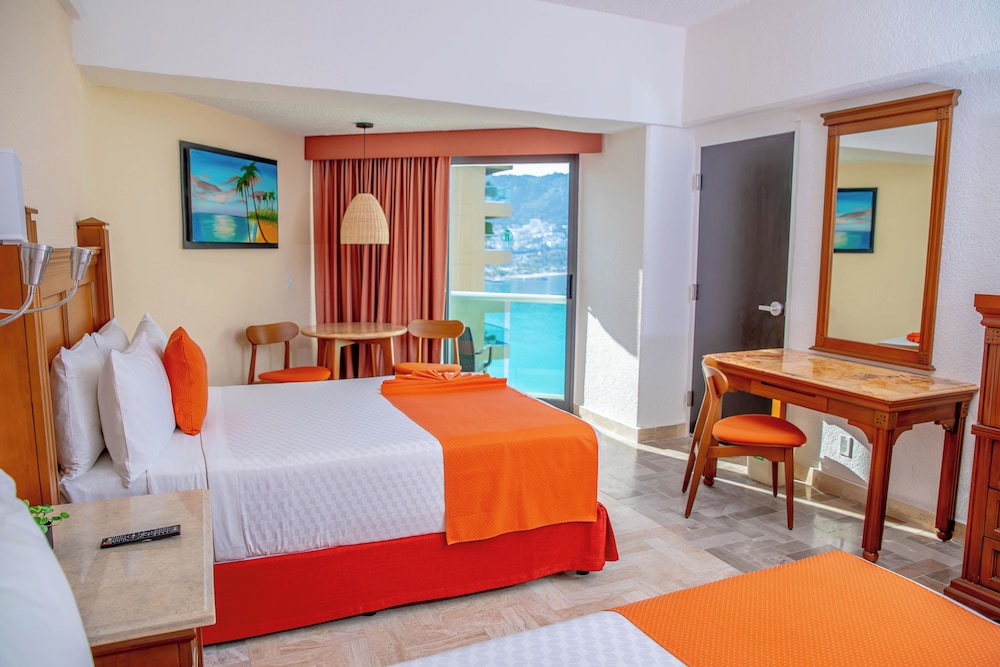 Standard Double Room, 2 Double Beds, Sea View - Photo 1