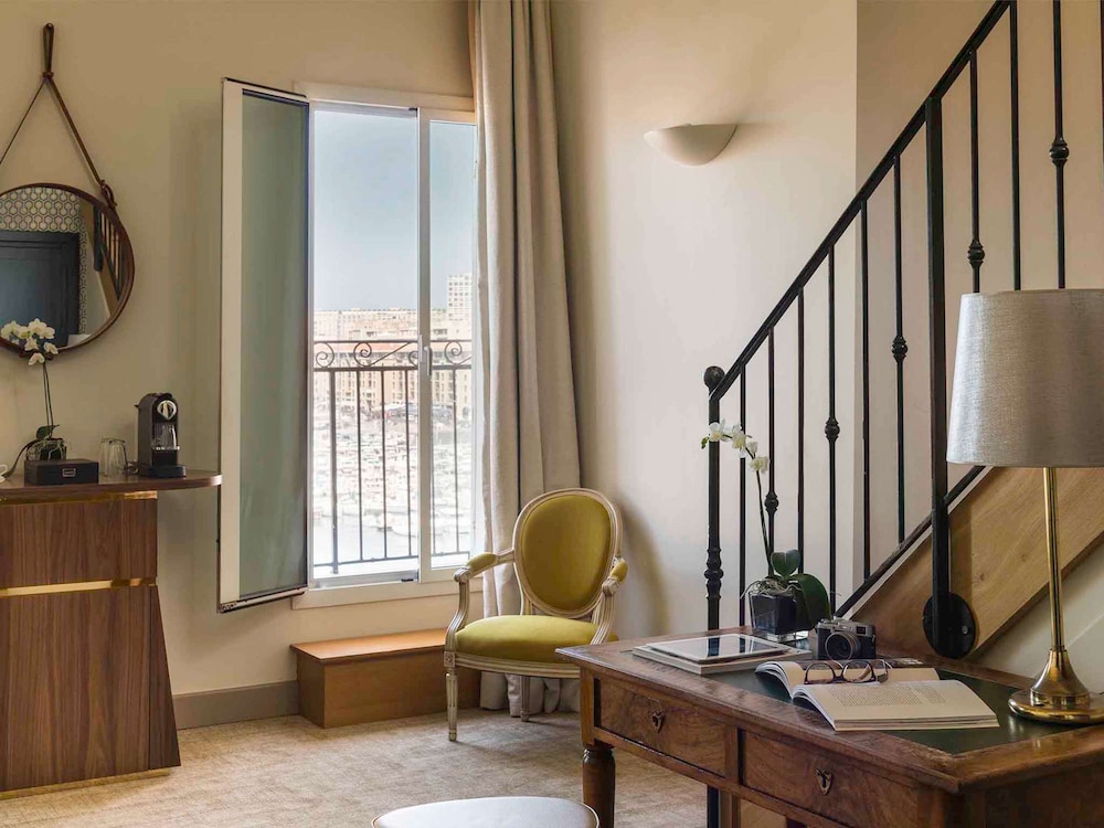 Suite, Multiple Beds, Balcony photo 1