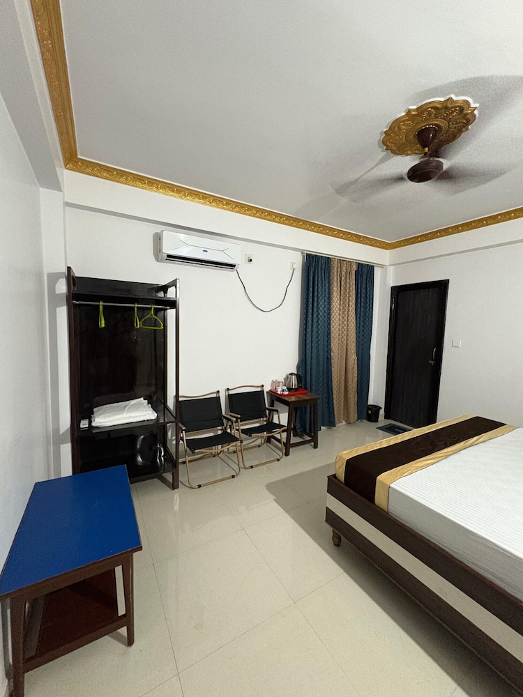 Deluxe Room, City View photo 1