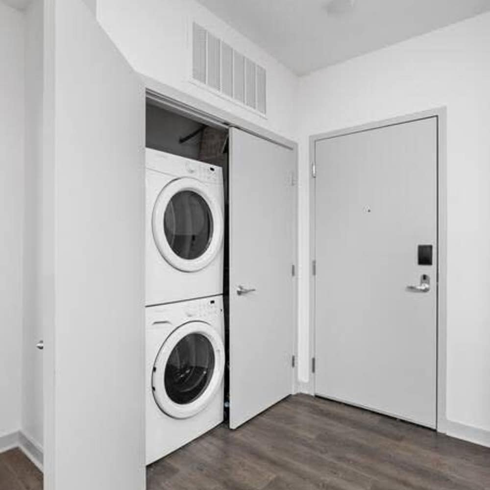 Cozysuites 1BR in Bottleworks Indy Unit 7, Photo 32