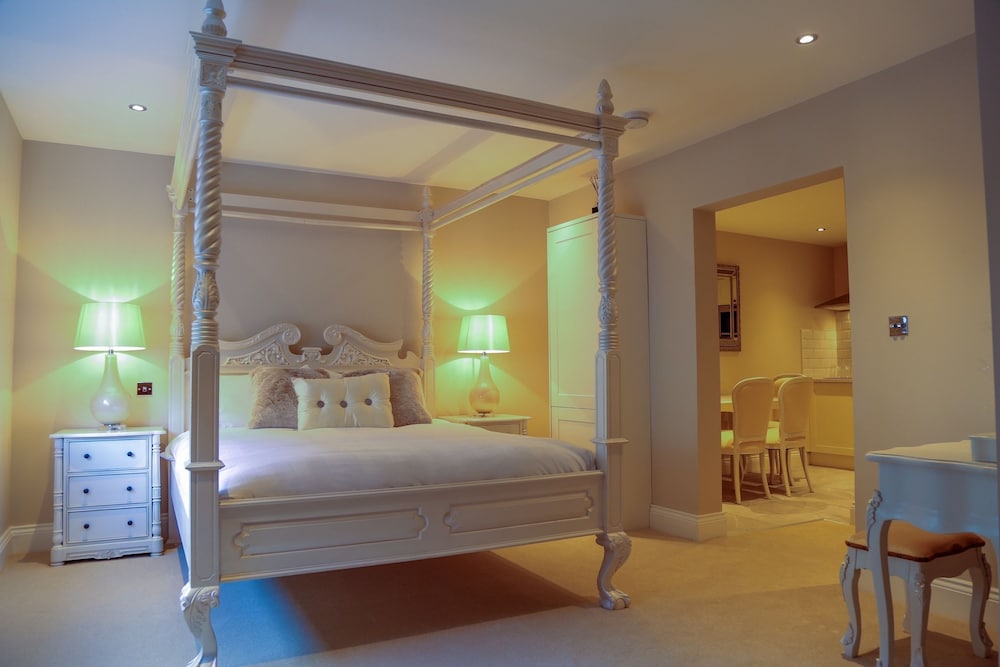 Double Room, Kitchen (Fairytale,bathroom with shower & bath)