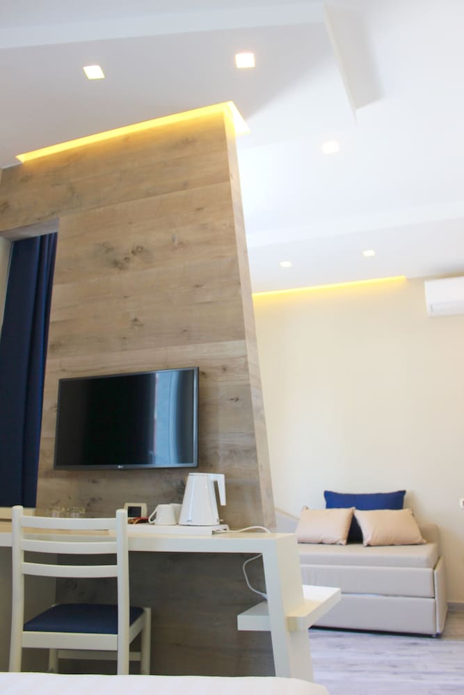 Deluxe Double Room, Non Smoking, Sea View - Photo 22