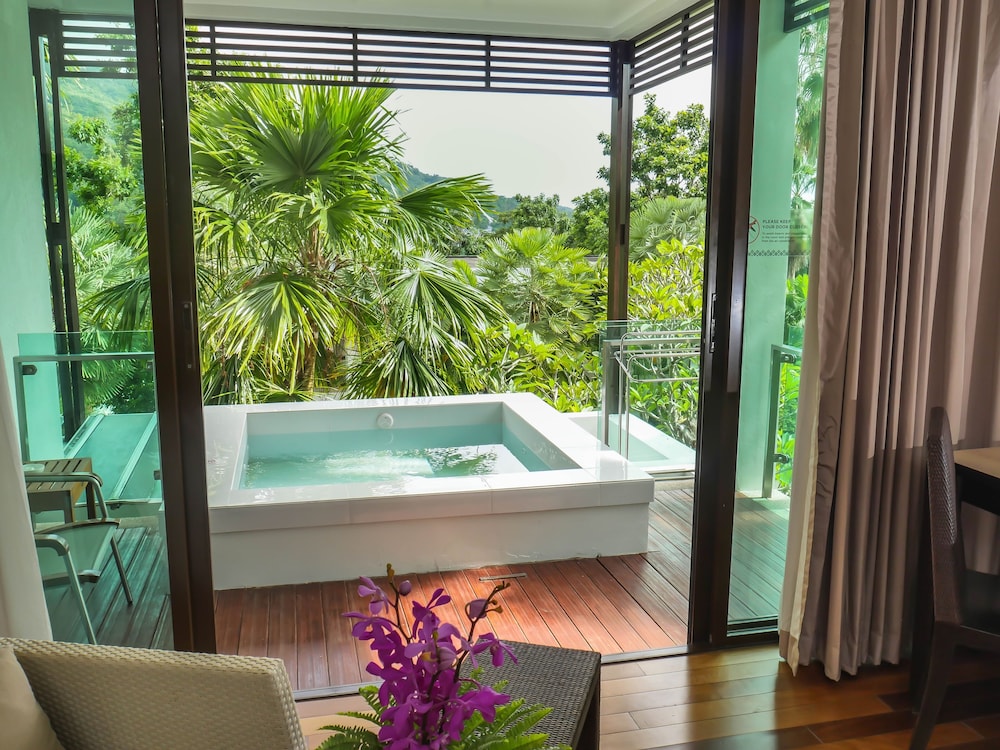 Deluxe Twin Room - Photo 8