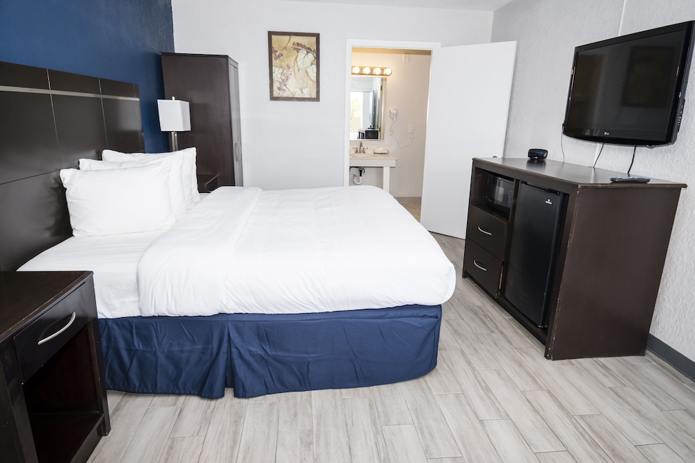 Room, 1 Queen Bed, Non Smoking photo 2