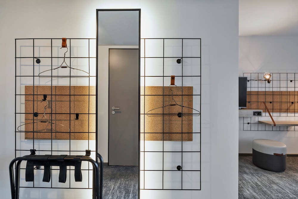 Family Room, 1 Queen Bed with Sofa bed