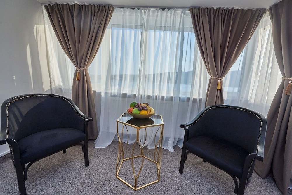 Classic Double or Twin Room photo 2