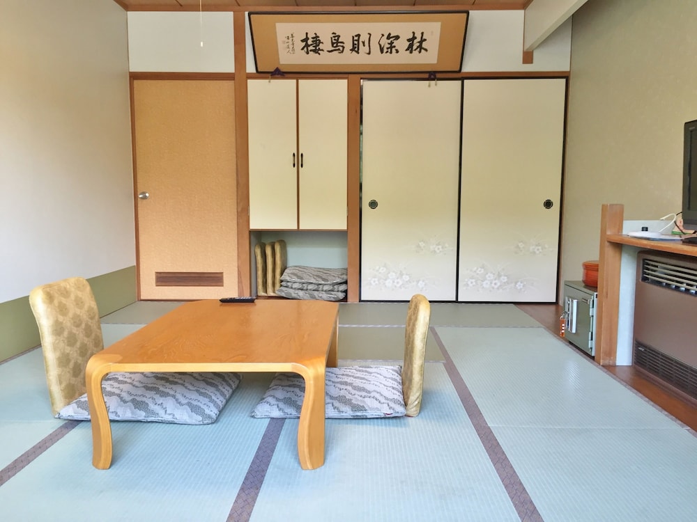 Japanese Style Room, 10 Tatami Mat, Lake View photo 2