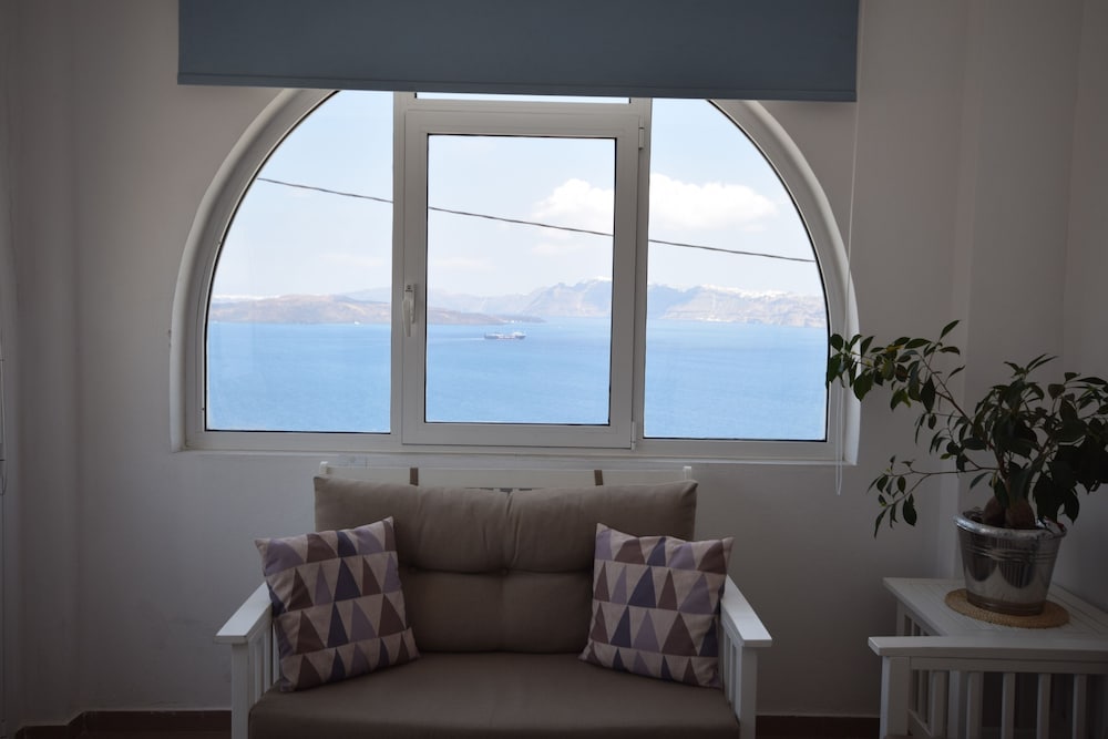 Traditional Apartment, 1 Bedroom (Caldera View) - Photo 13