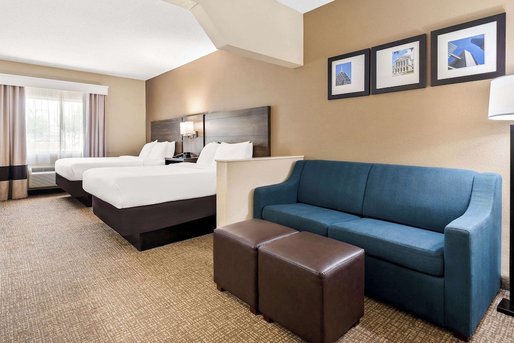 Suite, 2 Queen Beds, Non Smoking - Photo 1