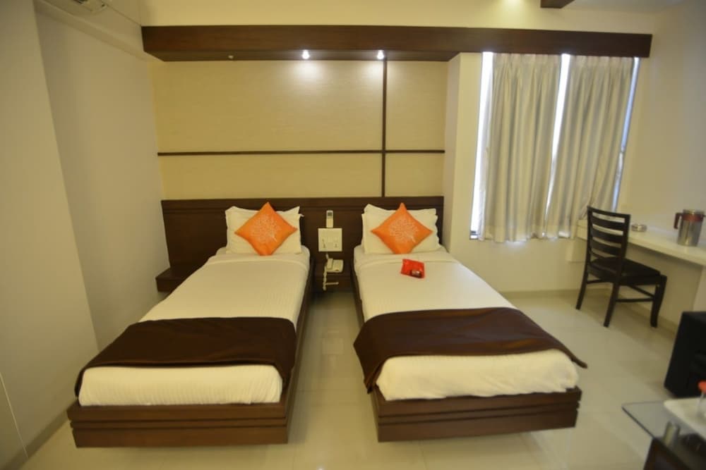 Deluxe Double or Twin Room, 1 Large Twin Bed, Non Smoking - Photo 5