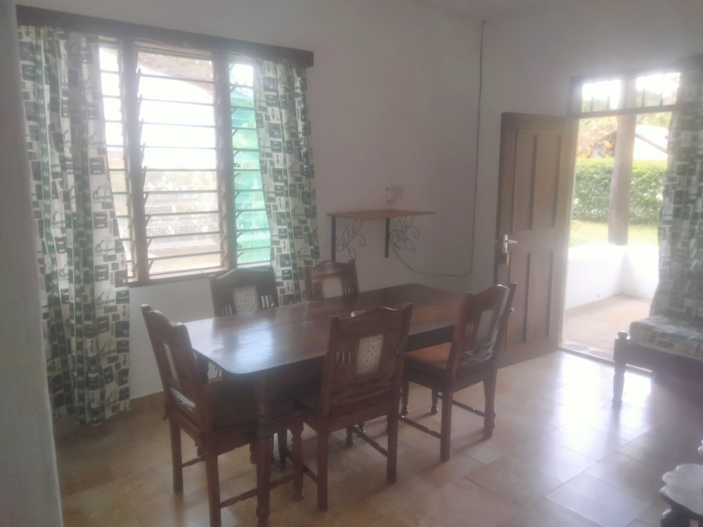 Standard Bungalow, Kitchen, Garden View photo 2