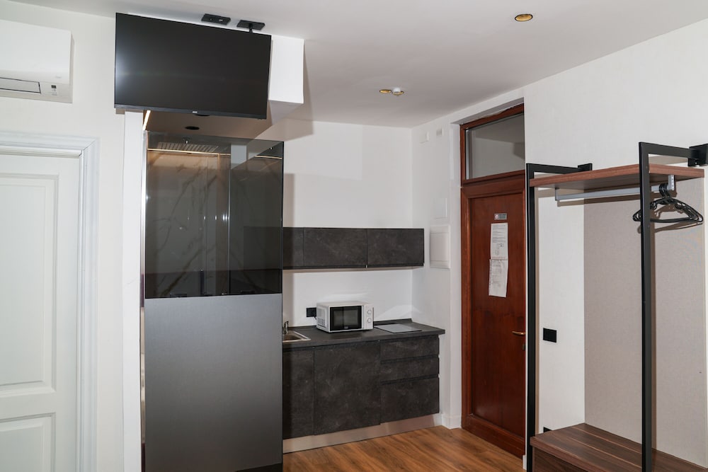 Deluxe Double Room - Photo 4