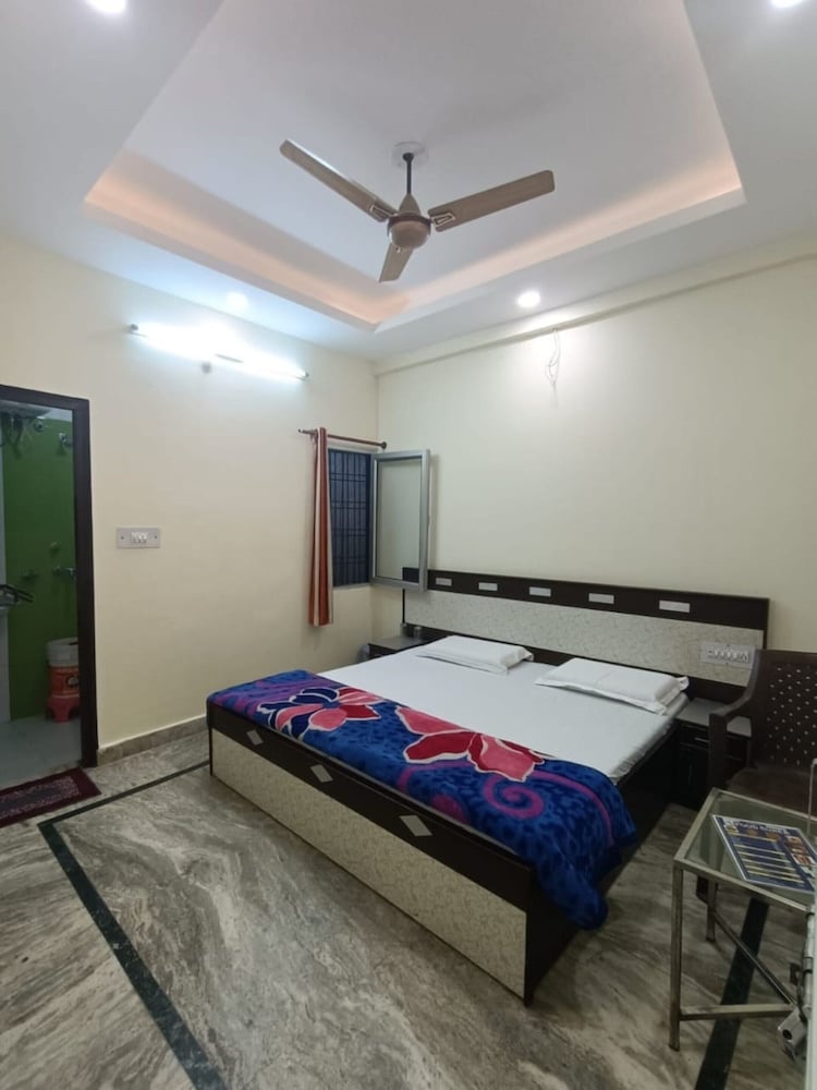 Standard Double Room - Photo 1