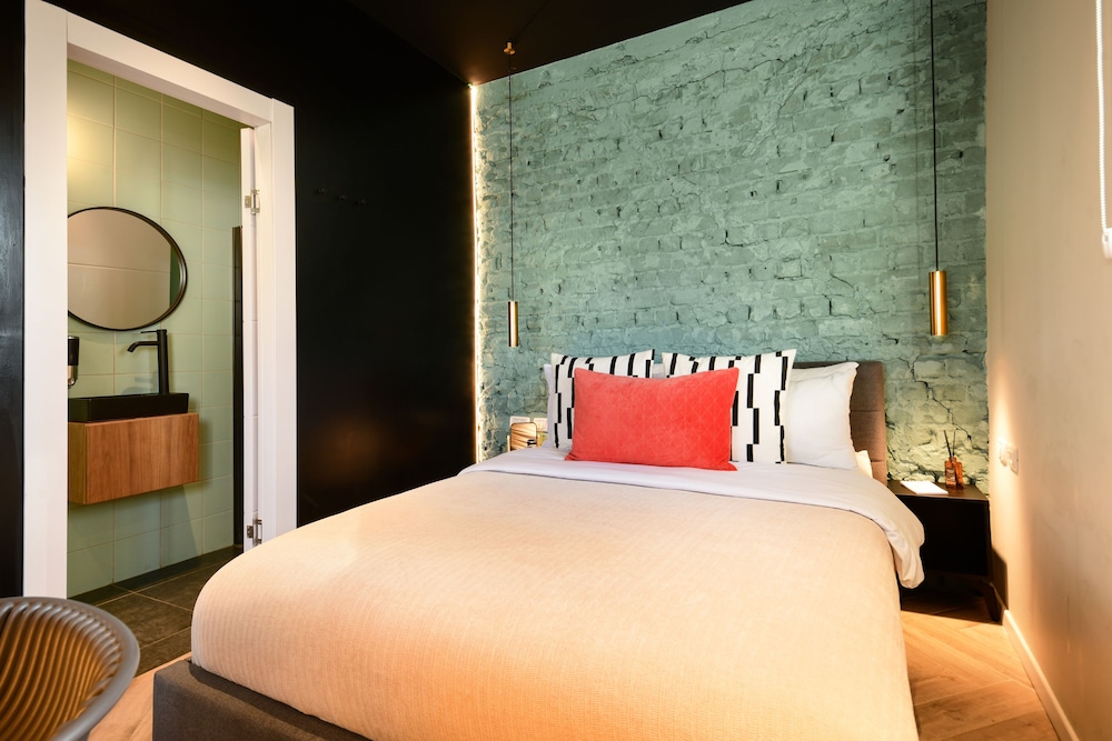 Suite with Terrace - Photo 4
