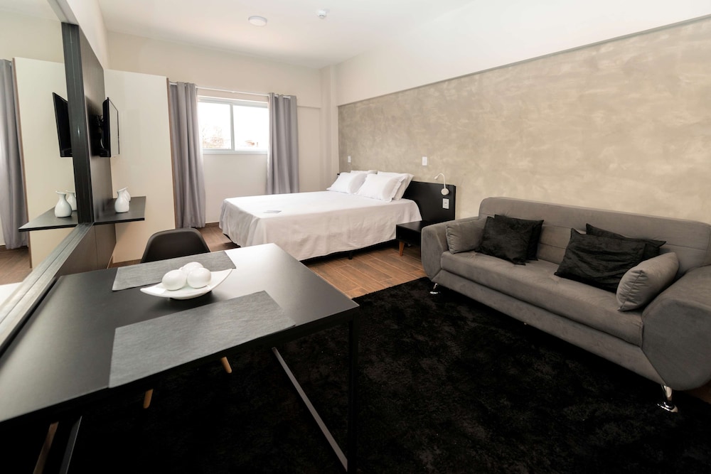 Standard Room, 1 Queen Bed - Photo 2
