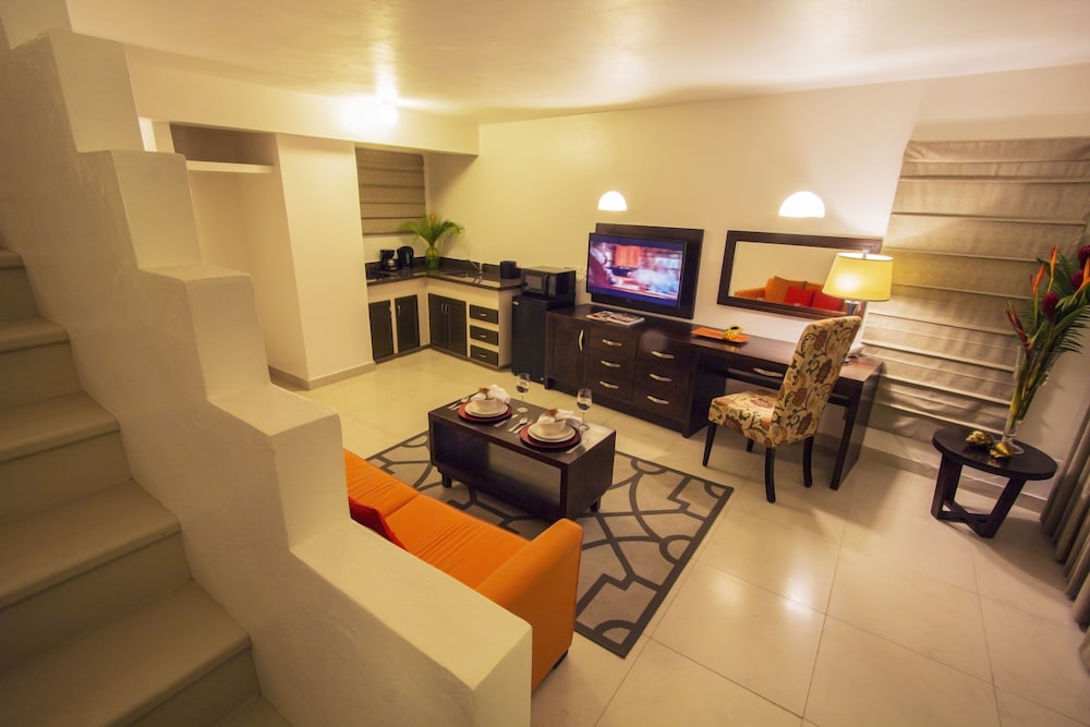 Family Suite, 1 Bedroom, Ocean View photo 3