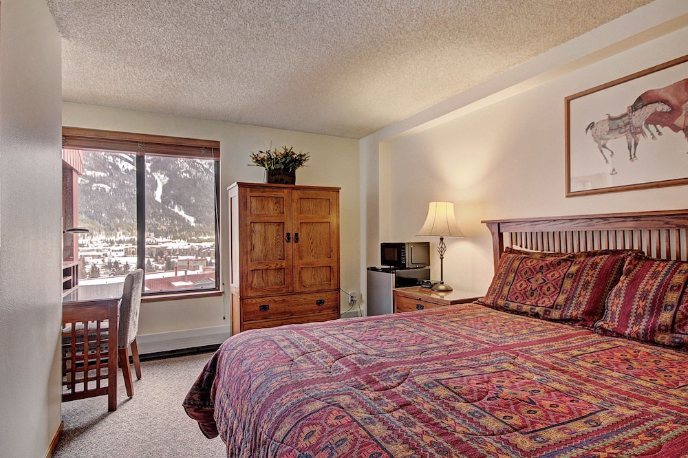Condo, 1 Bedroom photo 2