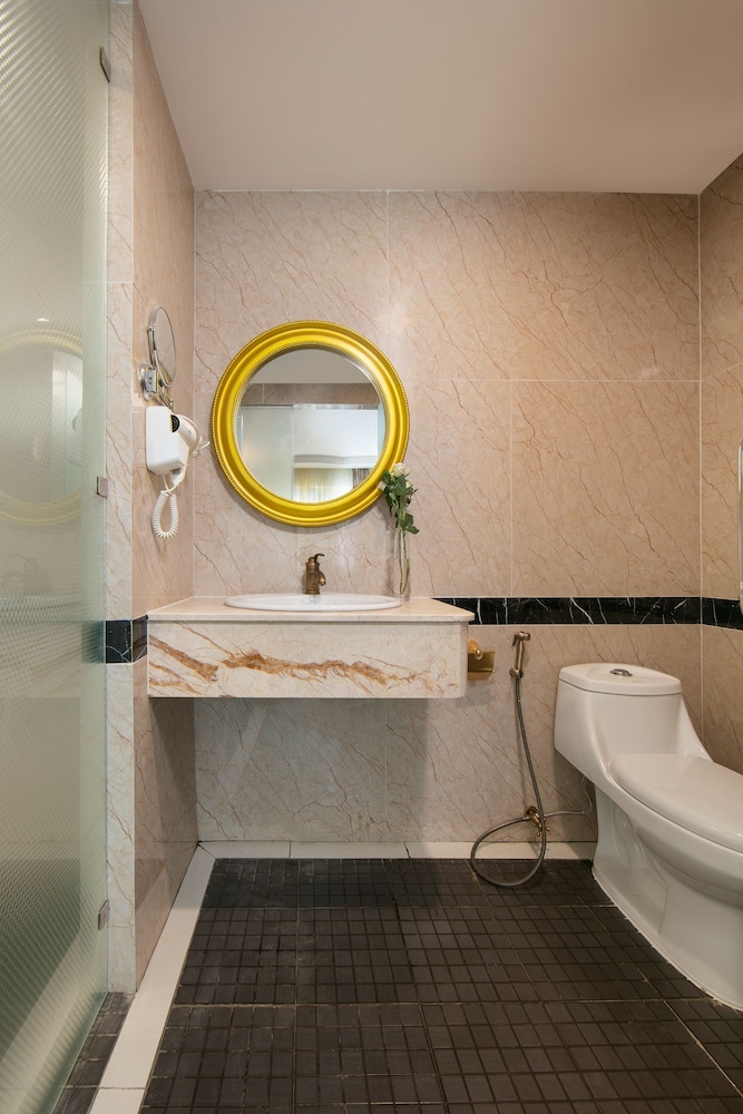 Deluxe Twin Room - Photo 3