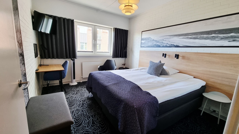 Economy Double Room photo 2