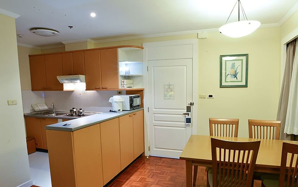 Suite, 1 Bedroom photo 2