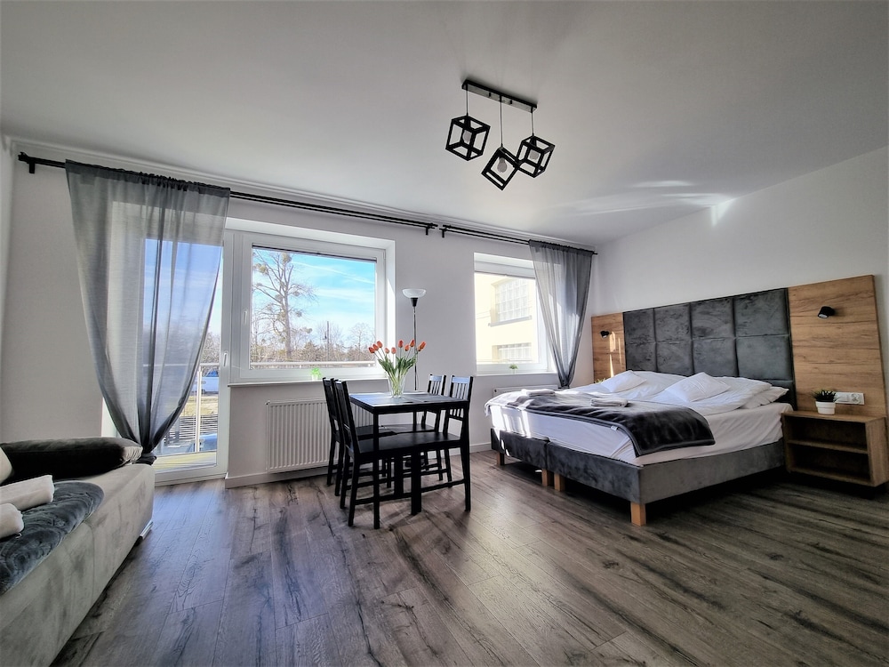 Basic Room (05)