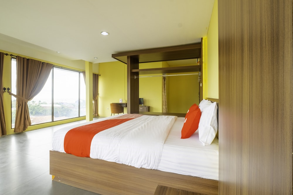 Deluxe Suite photo 3
