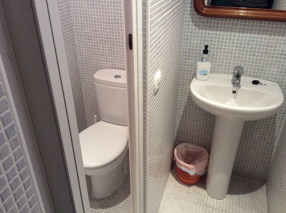 Double Room, Private Bathroom (Bunk Bed)
