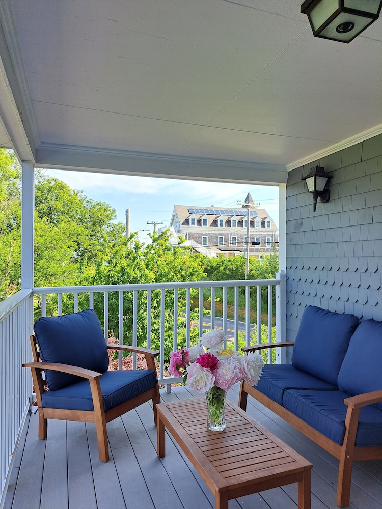 Deluxe Room, 2 Queen Beds, Terrace photo 2