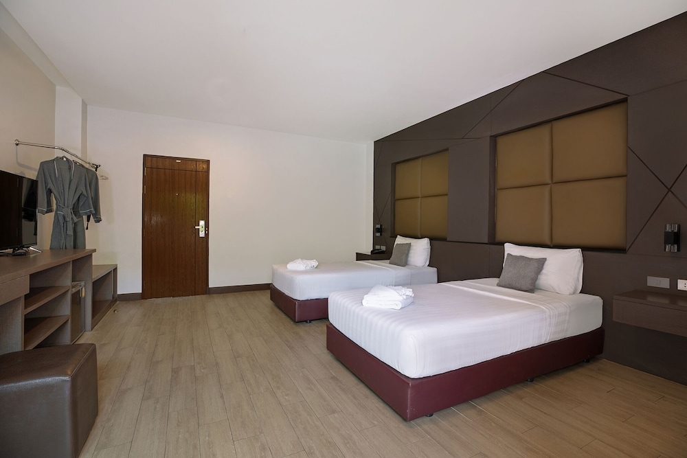 Deluxe Twin Room - Photo 3