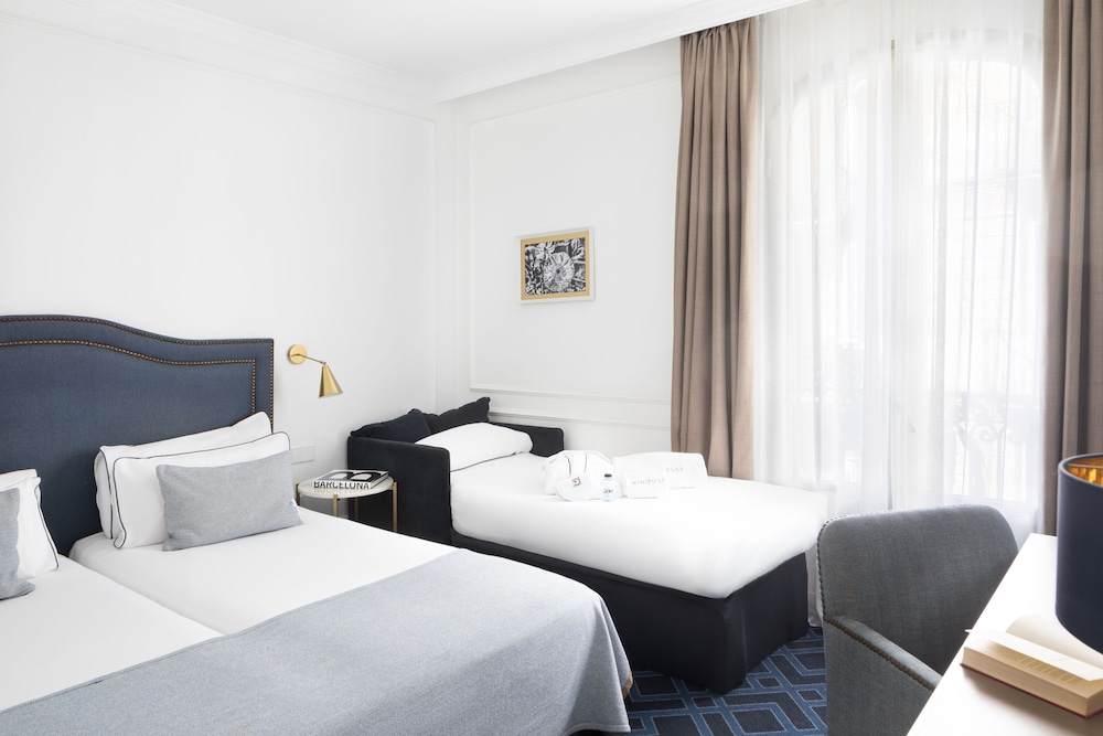 Superior Triple Room photo 3