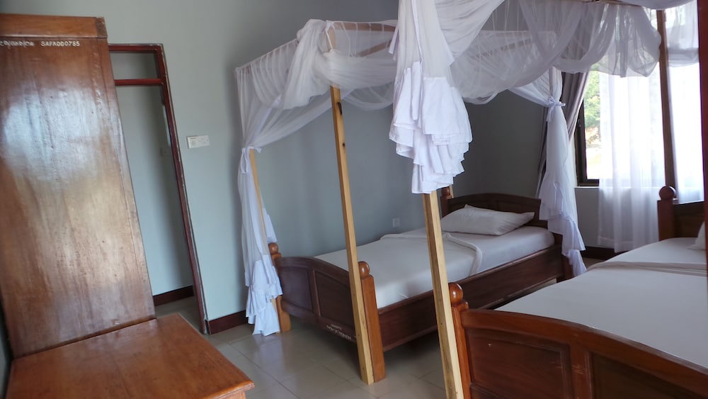 Basic Twin Room, 2 Twin Beds, Non Smoking