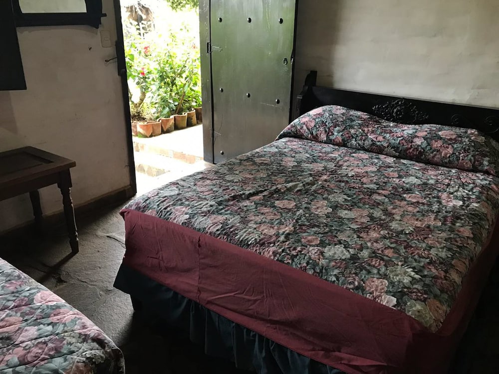 Family Suite, Multiple Beds, Non Smoking photo 3